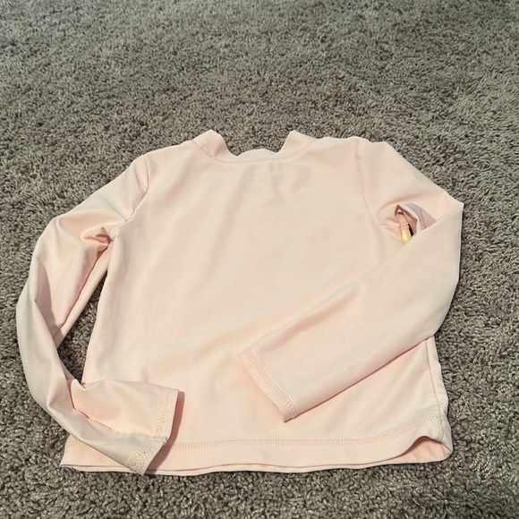 Rash guard shirt carters size 6/6x - Picture 3 of 3